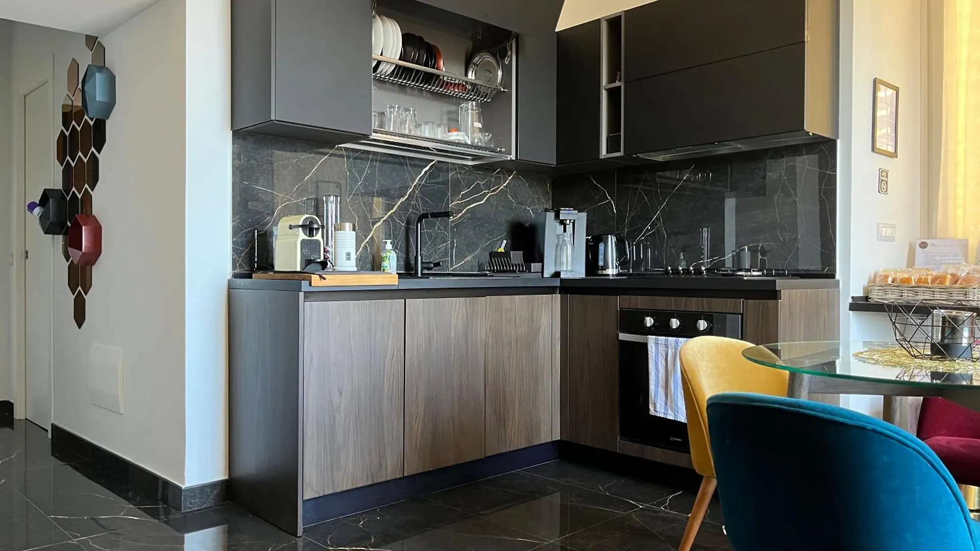Vomero Guest House Naples 0*,  Italy