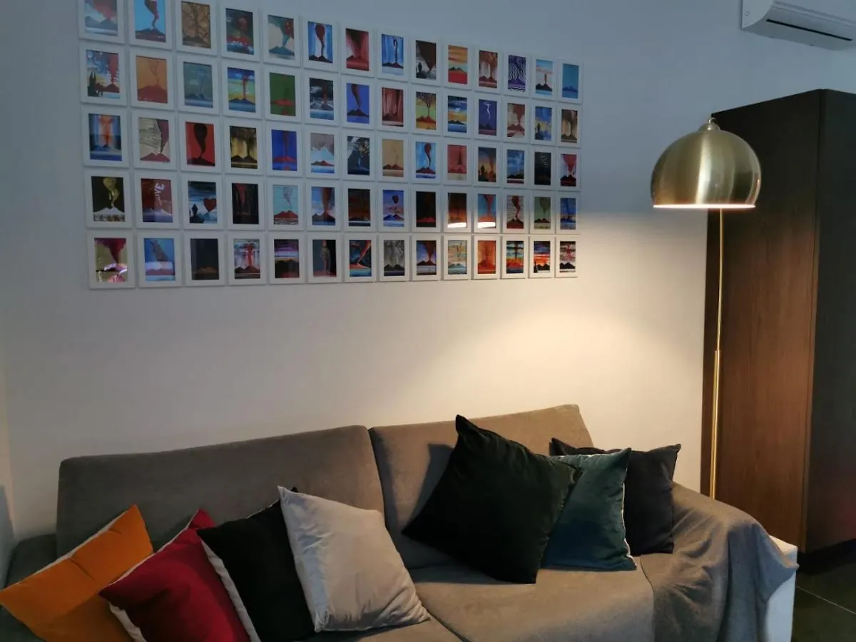 Apartment Vomero Guest House Naples Italy
