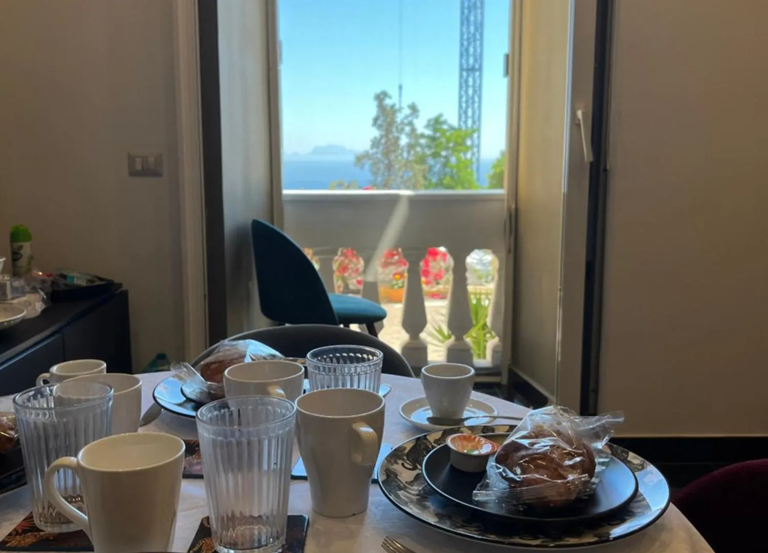 Apartment Vomero Guest House Naples Italy